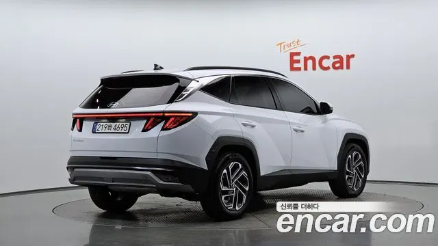 HYUNDAI TUCSON HYBRID — из Кореи под ключ