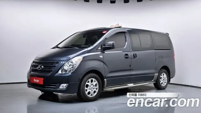 HYUNDAI GRAND STAREX 2017