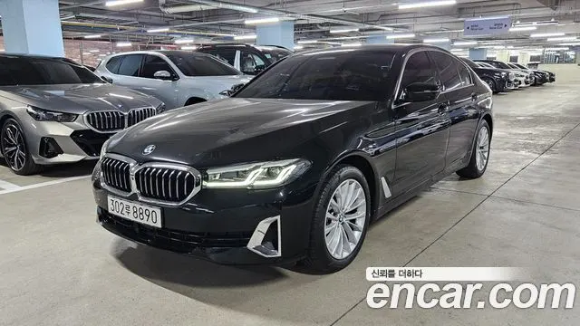BMW 5 SERIES 2023
