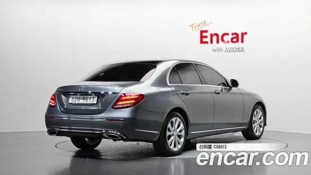 MERCEDES-BENZ E-CLASS W213 2017