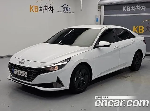 HYUNDAI AVANTE HYBRID 2022