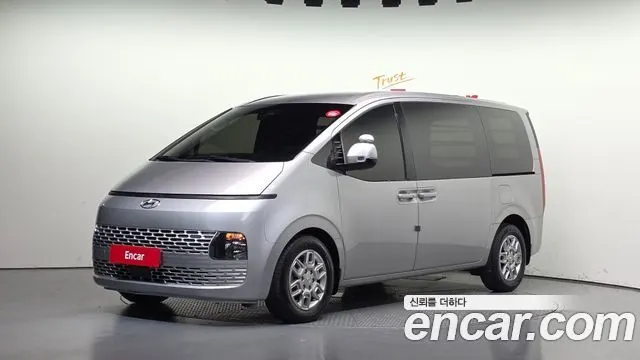 HYUNDAI STARIA 2022