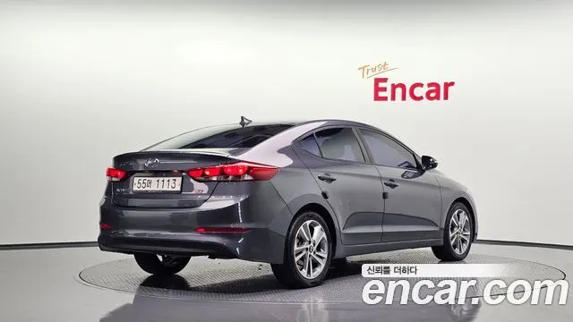 HYUNDAI AVANTE 2017