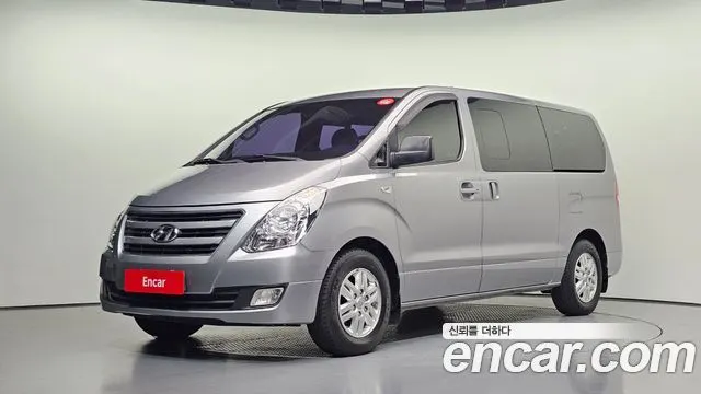 HYUNDAI GRAND STAREX 2018
