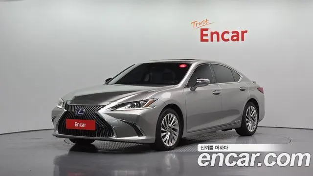 LEXUS ES300H 2021