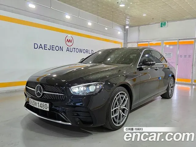 MERCEDES-BENZ E-CLASS W213 2023