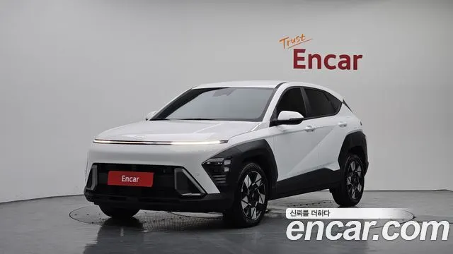 HYUNDAI KONA 2023