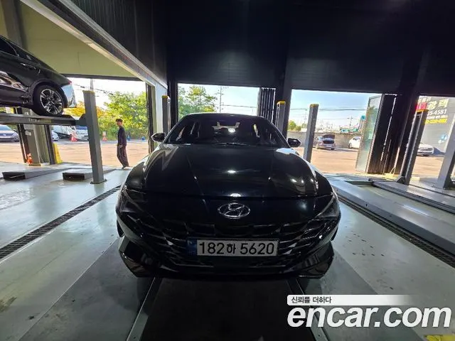 HYUNDAI AVANTE 2021