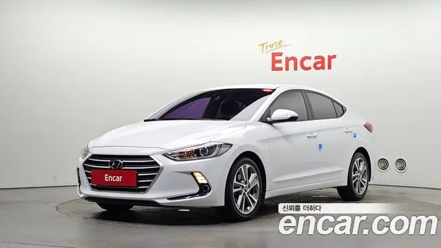 HYUNDAI AVANTE 2016