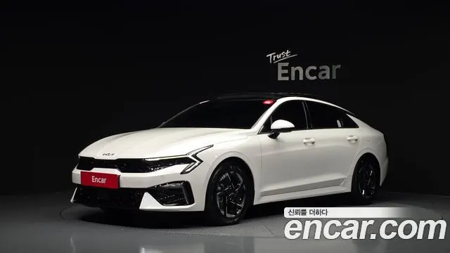 KIA K5 — из Кореи под ключ