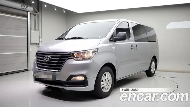 HYUNDAI GRAND STAREX — из Кореи под ключ