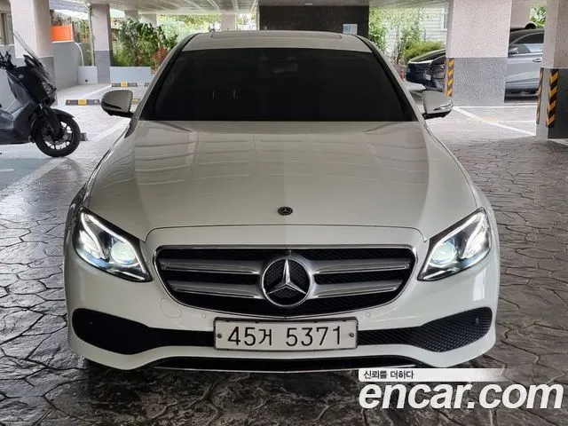 MERCEDES-BENZ E-CLASS W213 — из Кореи под ключ