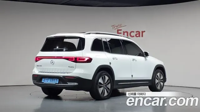 MERCEDES-BENZ EQB X243 — из Кореи под ключ