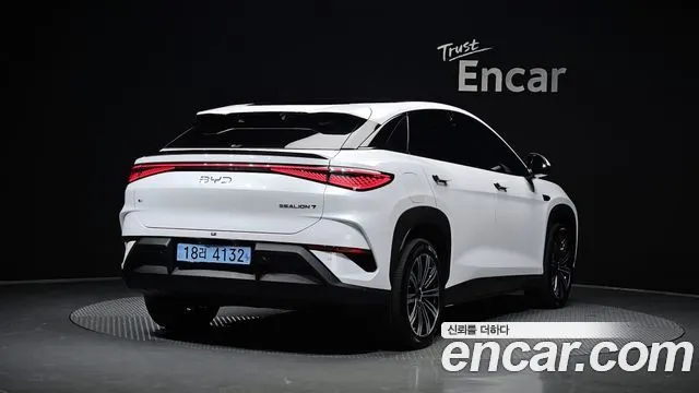 BYD SEALION 7 2027
