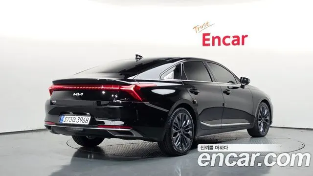KIA K8 — из Кореи под ключ