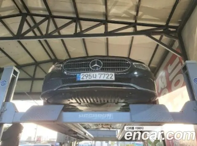 MERCEDES-BENZ E-CLASS W213 — из Кореи под ключ