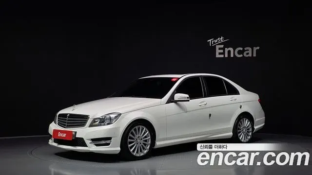 MERCEDES-BENZ C-CLASS W204 — из Кореи под ключ