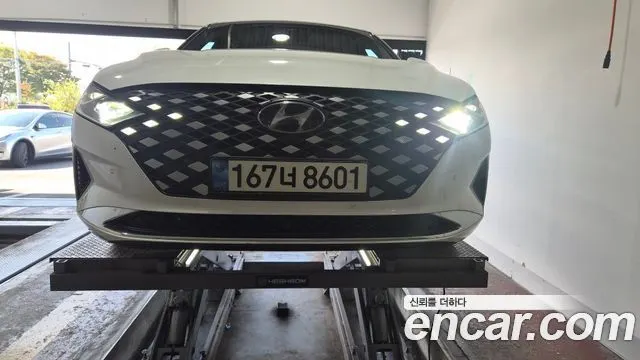 HYUNDAI GRANDEUR HYBRID — из Кореи под ключ