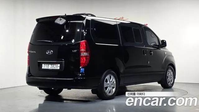HYUNDAI GRAND STAREX — из Кореи под ключ