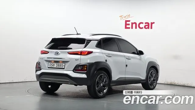 HYUNDAI KONA — из Кореи под ключ