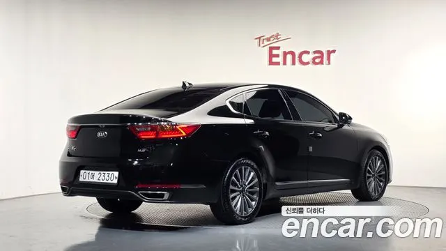 KIA K7 — из Кореи под ключ