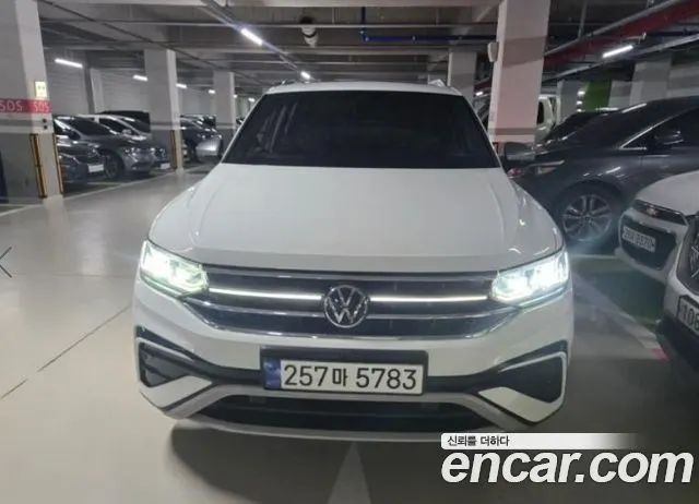 VOLKSWAGEN TIGUAN ALLSPACE — из Кореи под ключ