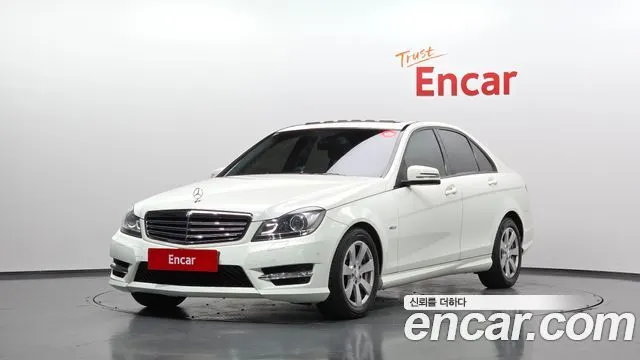 MERCEDES-BENZ C-CLASS W204 — из Кореи под ключ