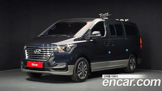 HYUNDAI GRAND STAREX — из Кореи под ключ