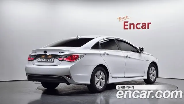 HYUNDAI SONATA HYBRID — из Кореи под ключ