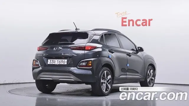 HYUNDAI KONA — из Кореи под ключ