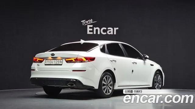 KIA K5 — из Кореи под ключ