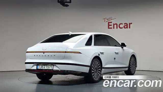 HYUNDAI GRANDEUR HYBRID — из Кореи под ключ