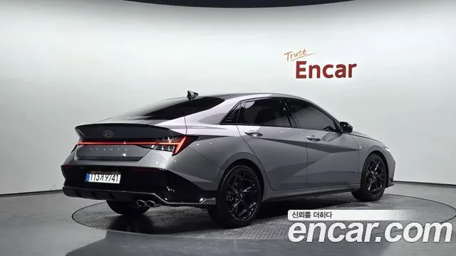HYUNDAI AVANTE HYBRID — из Кореи под ключ
