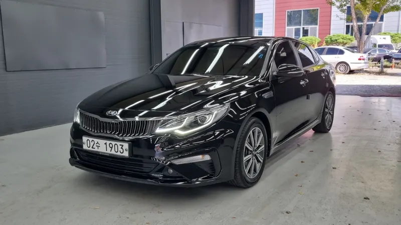 KIA K5 — из Кореи под ключ