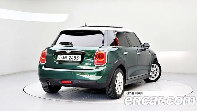 MINI COOPER 2018 — 34 457 км, тёмно-зелёный, Корея — под ключ — фото 2