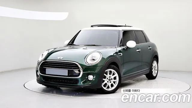 MINI COOPER 2018 — 34 457 км, тёмно-зелёный, Корея — под ключ — фото 12