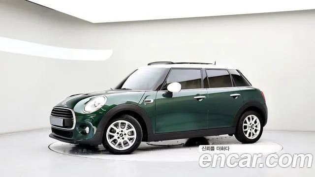 MINI COOPER 2018 — 34 457 км, тёмно-зелёный, Корея — под ключ — фото 3