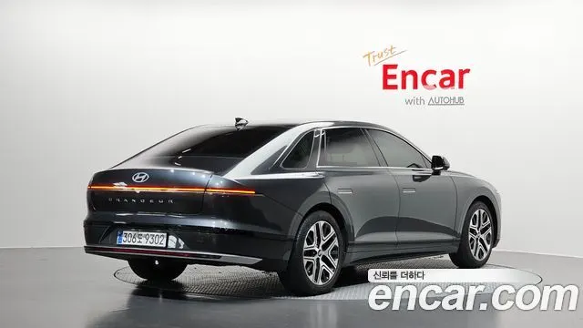 HYUNDAI GRANDEUR HYBRID — из Кореи под ключ