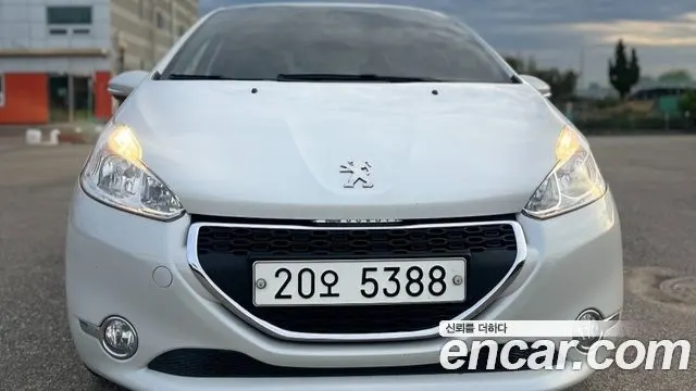 PEUGEOT 208 — из Кореи под ключ