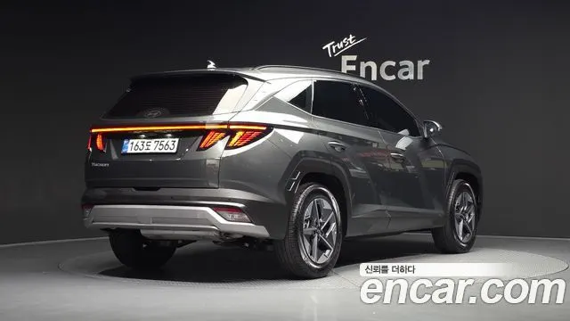 HYUNDAI TUCSON HYBRID — из Кореи под ключ