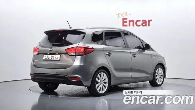 KIA CARENS — из Кореи под ключ