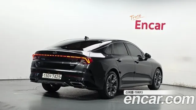 KIA K5 — из Кореи под ключ